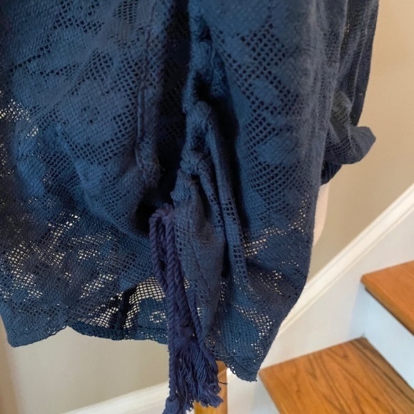 Love Riche Navy Lace Embroidered BOHO Top L - Picture 7 of 12